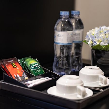 The Flower Boutique Hotel & Travel Ханой Экстерьер фото