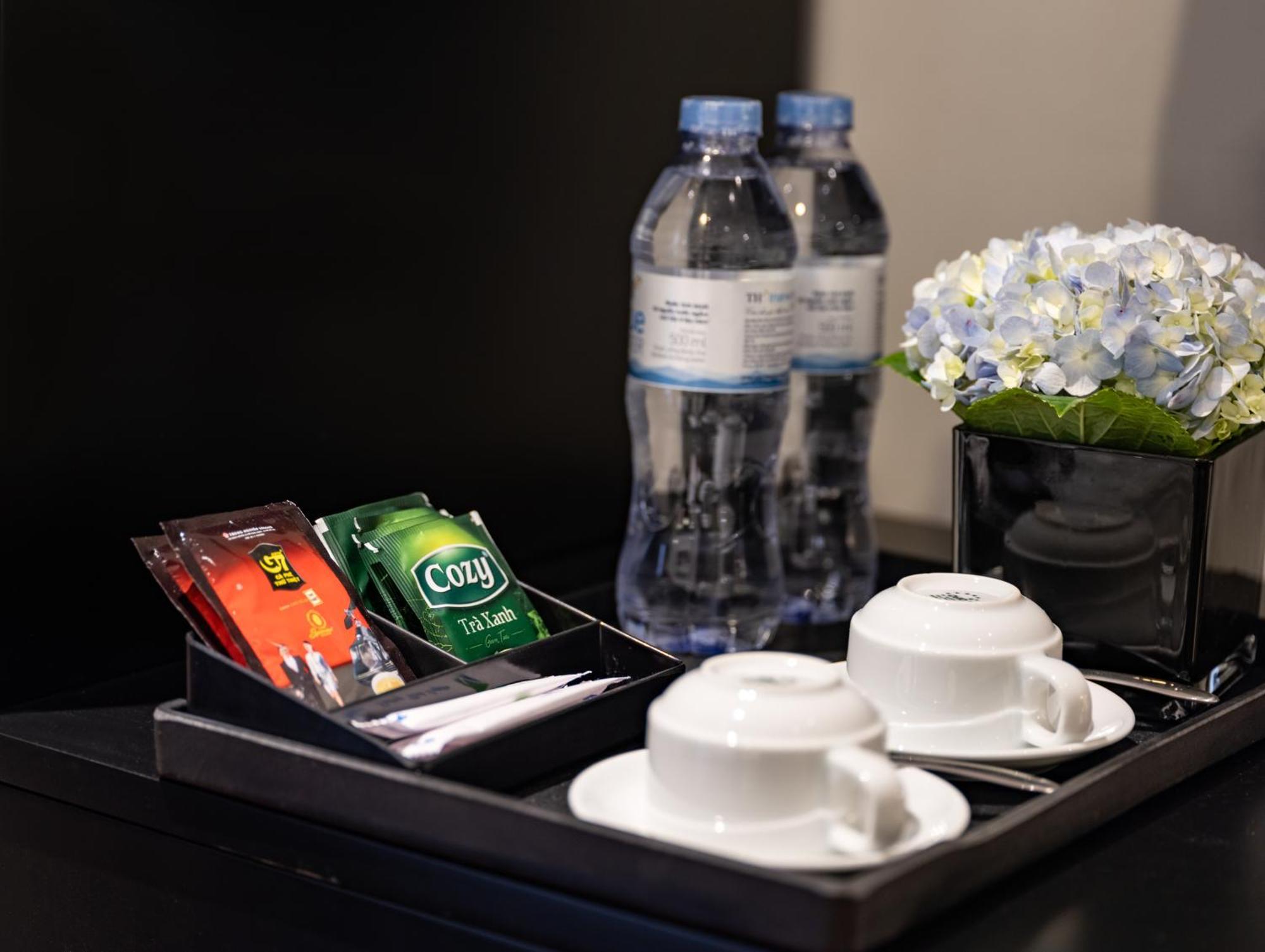 The Flower Boutique Hotel & Travel Ханой Экстерьер фото