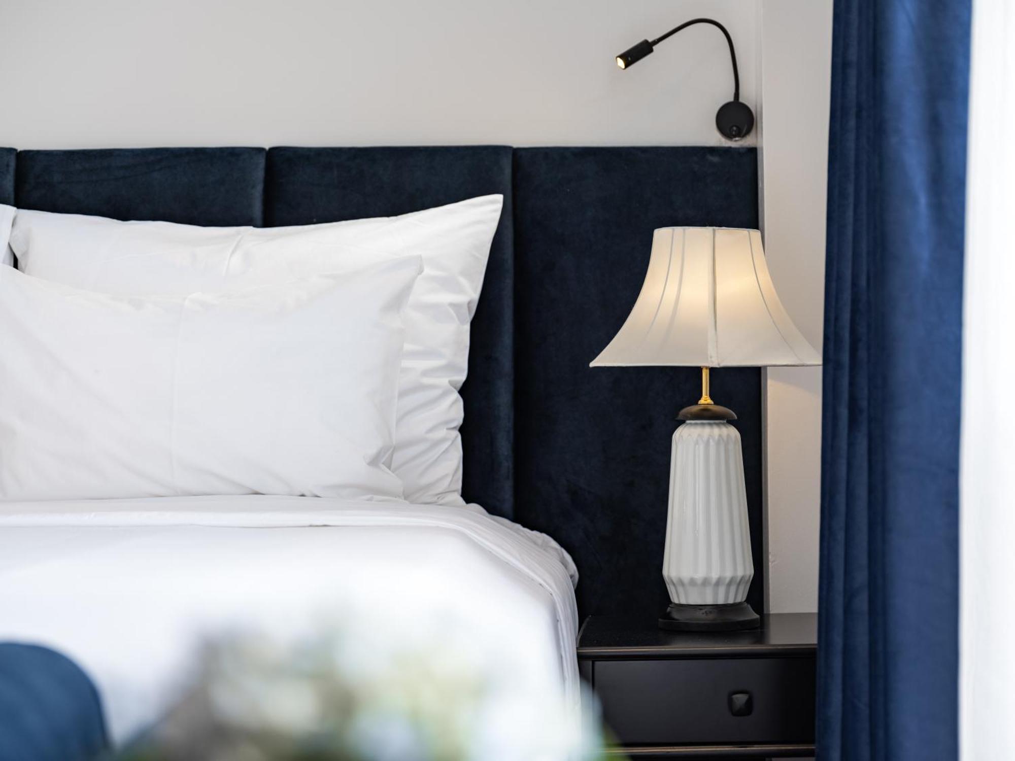 The Flower Boutique Hotel & Travel Ханой Экстерьер фото